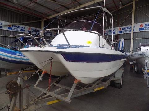 Elite 166 Cat with 2 x 60 Evinrude E-Tecs