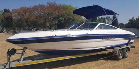 2011 Panache 2450 with 5.7L V8 Mercruiser with Bravo 1 Gearbox