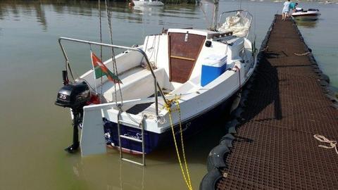 17 foot pirate express sail boat ready to sail