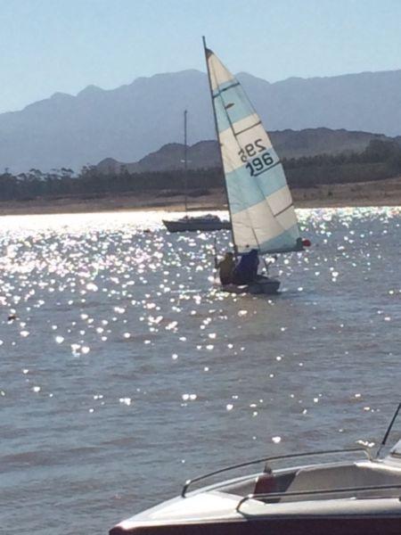 Flipper sailing dinghy