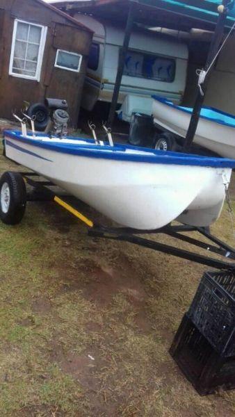 3man boat with 2.5hp motor