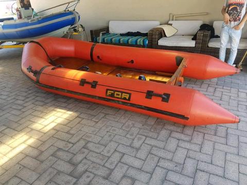 3.8m For Sport Hypolon Duck.Like New!