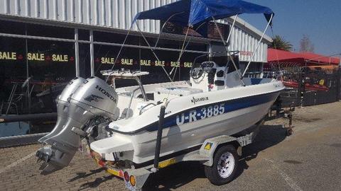 Explorer 510 C/Console with 2x 50hp Honda 4-strokes -2012 model only 36hrs