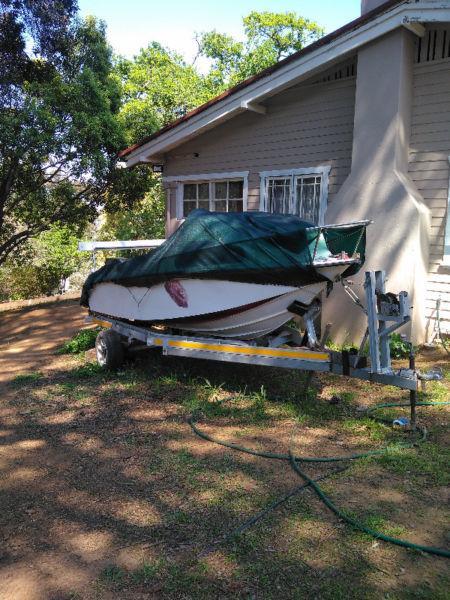 18 foot boat