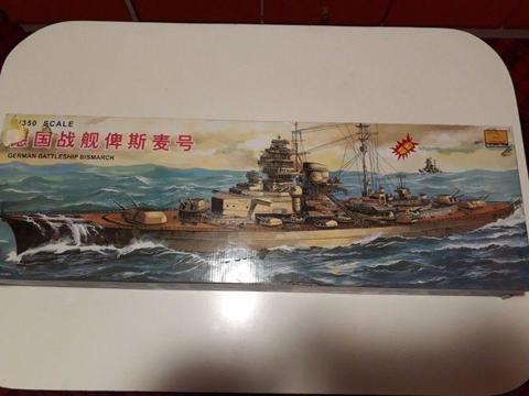 1/350 scale model of Bismarck