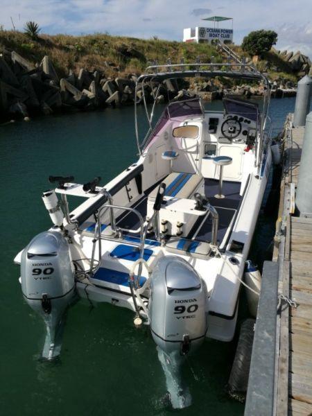 19 ft Cat*2 x 90Hp Honda Four Strokes (only 89 hrs)!