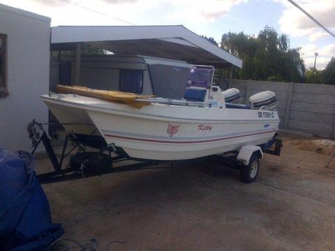 1996 Supercat Witblits 430 Fishing boat with 2 x 30 hp Johnson electric start outboards