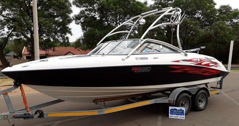 2006 Yamaha AR 230 with 2x 140hp MR1 High Output 4 Stroke Yamaha Motors
