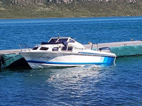 BEAUTIFUL 17ft FLAMINGO CABIN BOAT FOR SALE