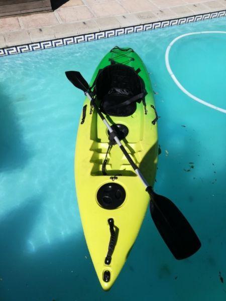 Bundle: Kayak, with paddle and strap