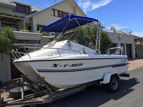 Cobra CAT 525, Ski Boat - 2001 Model