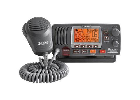 NEW VHF DSC GPS RADIO - COBRA MR F77B GPS