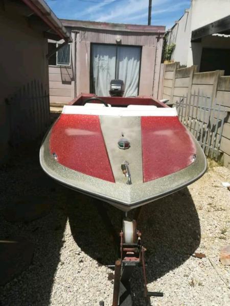 Speedboat with 60hp mariner