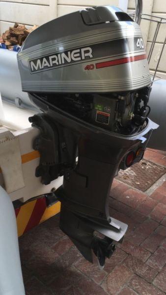 Mariner 40hp outboard longshaft, auto trim/tilt, electric start, auto-lube motor