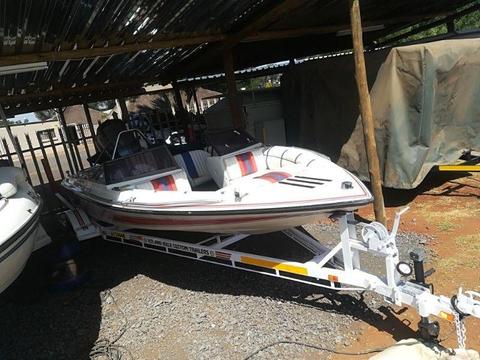 Carribian with 135 V6 Mariner