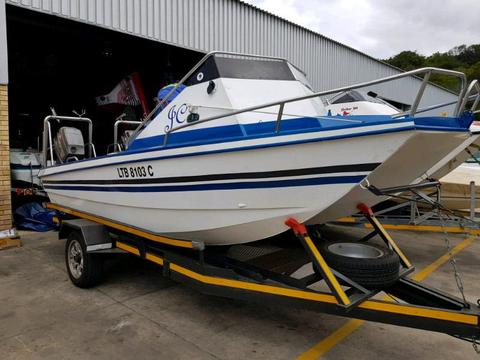 Cat with 2x60Hp Mariner bigfoots