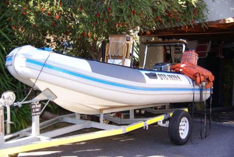 Perfect condition Rubberduck, Seaworthy + New trailer