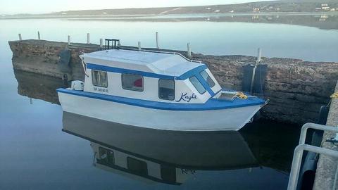 6.5m Hartley Cabin Boat