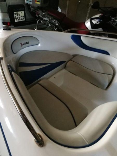 Fazer xt boat with 115V4 Yamaha motor