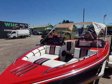 Carrera 1, 115Hp Mariner
