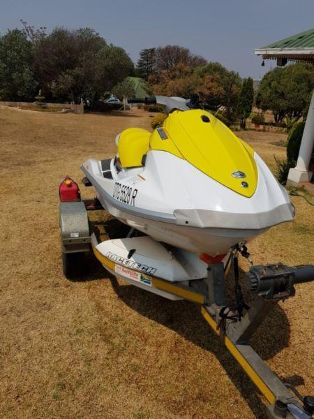 Yamaha VX700 Waverunner Jetski