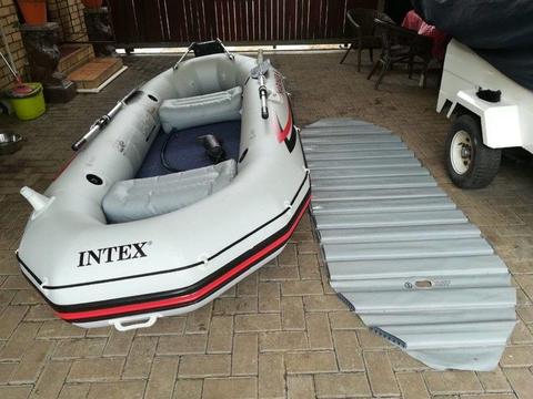 Bargan small boat for sale