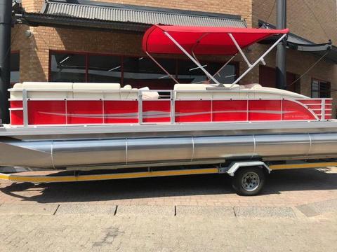 Brand New 2018 Watermark 7500 AL Three Pontoon Boat with Yamaha 200 HP 4stroke Outboard Engine