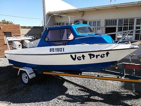 Boat + Trailer Cabin Ready for fishing