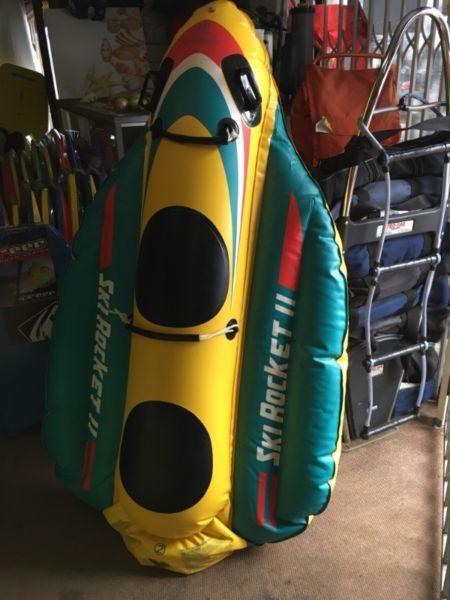 Banana tube for behind boat