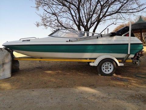 MUST SELL - PRICE SLASHED - ESPRIT 17 WITH 125HP MERCURY MOTOR