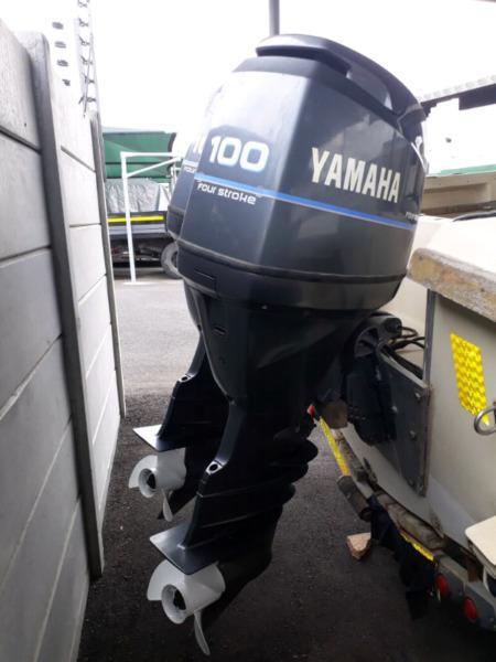 100 HP Yamaha four strokes x2