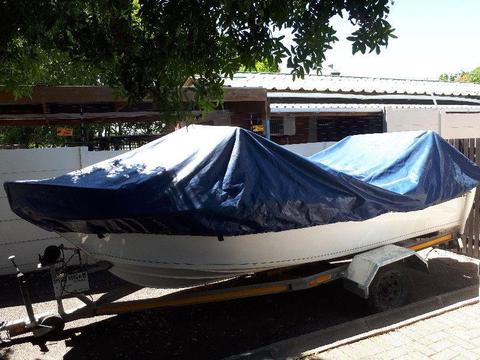 5.5m Ski Craft in Excellent Condition with 2x 50 Yamaha Motors on Galvanized Trailer