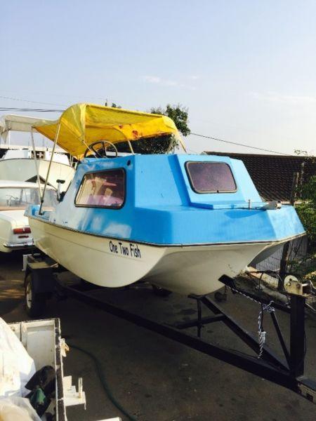 Bargain!!! Cabin boat on trailer for sale