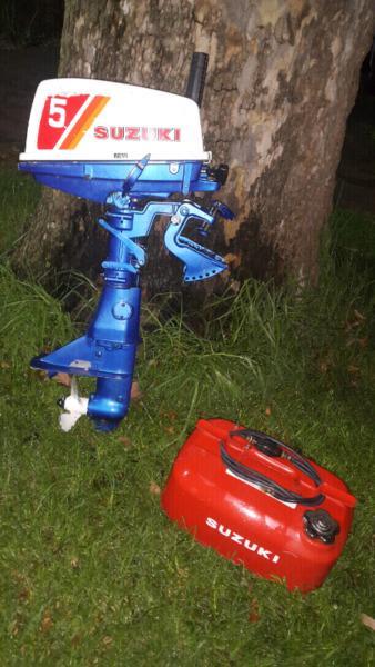 5hp outboard and 20lt fuel tank
