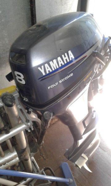 8HP Yamaha Outboard Motor for sale in excellent condition