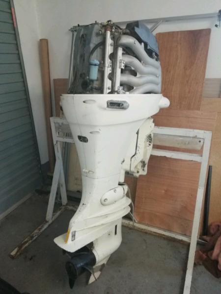 2x 115 hp Johnson Outboard Engines