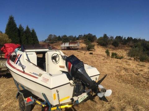 Yamaha 75 hp Moonraker Cabin Boat