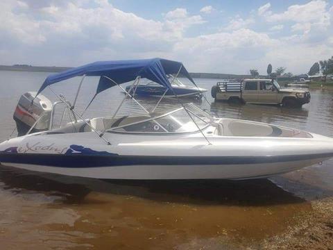 Exodus boat in immaculate condition