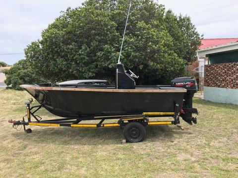 17ft Tigerfish hull and trailer for sale