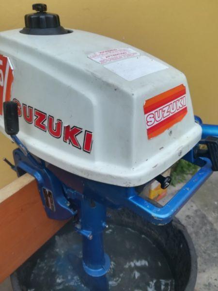 Suzuki 3.5hp outboard motor