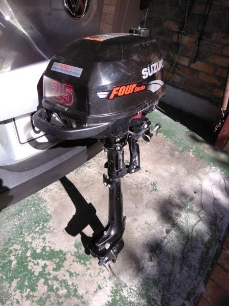 2.5hp Suzuki four stroke outboard