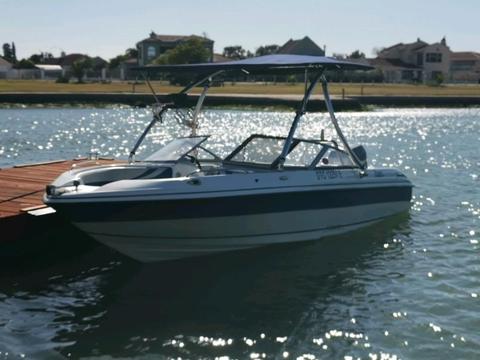 Fazer 190 with Wake Tower and Johnson 225HP