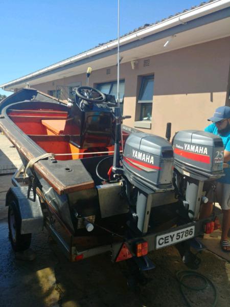 2 X 25hp Yamaha Longshaft Outboard Engines with Controls
