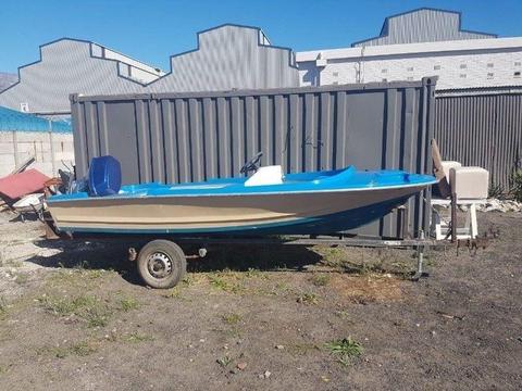 UNFINISHED PROJECT: 4.5M River Boat for sale with Trailer - No engine