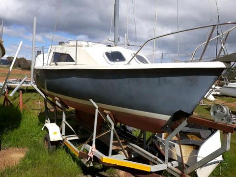 19ft Pirate sailing boat