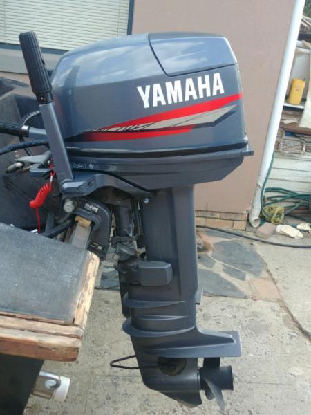 2 X 25hp Yamaha Longshaft Outboard Engines with Controls
