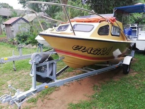 Small Cabin Boat with 60hp Mariner Outboard Motor for Sale