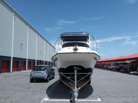 Magnum 25 (Suzuki 140 Hp Four Strokes -2015 LEAN BURNS)… Very Neat!!