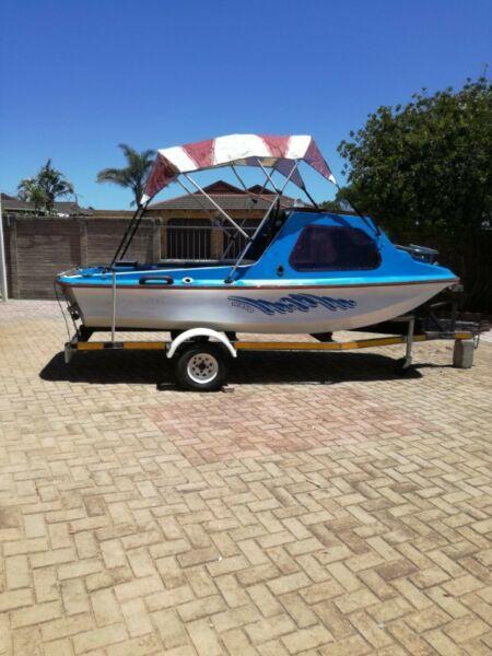 Arrowhead 4 Meter Cabin Boat