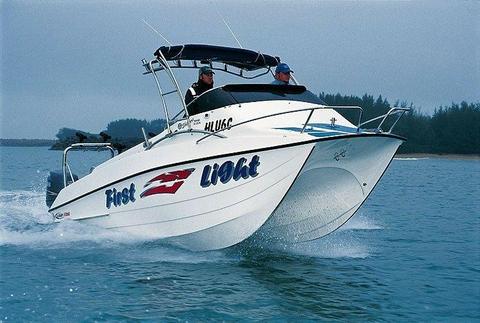 BRAND NEW Z-CRAFT KINGCAT F200